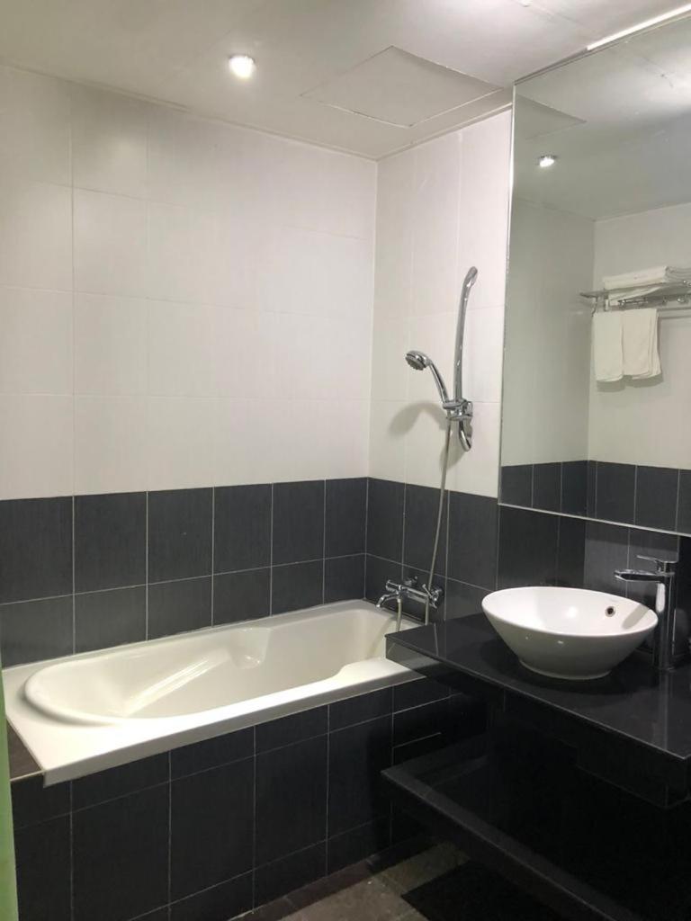 Hotel Vistana Micassa تايبينغ المظهر الخارجي الصورة